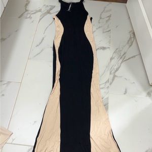 Body on maxi illusion dress